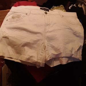 Shorts, white